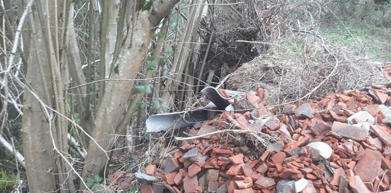 La Fiscalía investiga un vertedero de residuos ilegal en Tineo