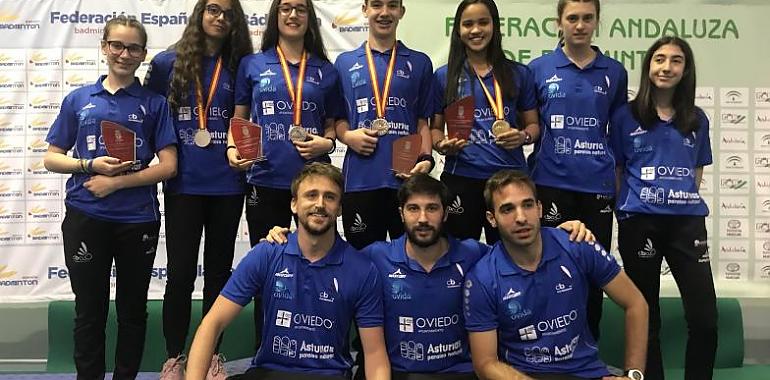 BÁDMINTON: Gran actuación de la expedición ovetense en el Campeonato de España Sub15 