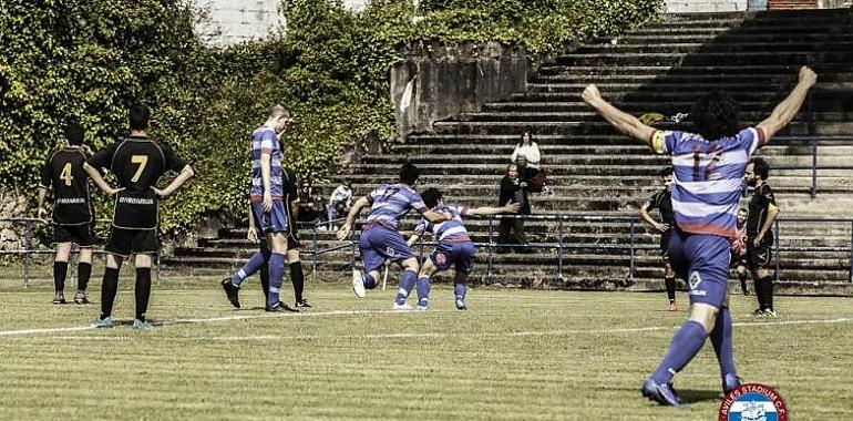 El Avilés Stadium organiza un partido entre equipo y afición