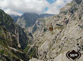 Rescatado un senderista lesionado en la ruta del Cares