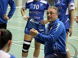 Manolo Díaz renueva como entrenador del Oviedo BF