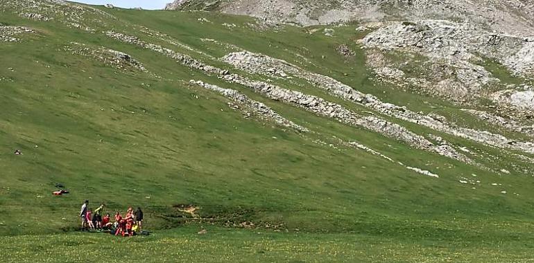 Rescatan un montañero herido en Peña Ubiña la Pequeña