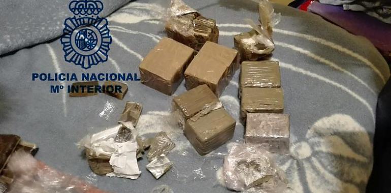 Detenido el atracador del Mini Más de Oviedo