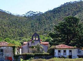 Reabre la iglesia llanisca de San Antolín de Bedón con visitas guiadas hasta finales de año