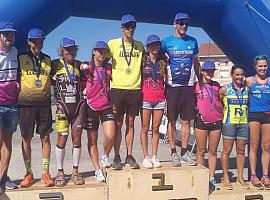 Lucía Vergara y Pablo Ortega campeones de Asturias de Acuatlón 2019