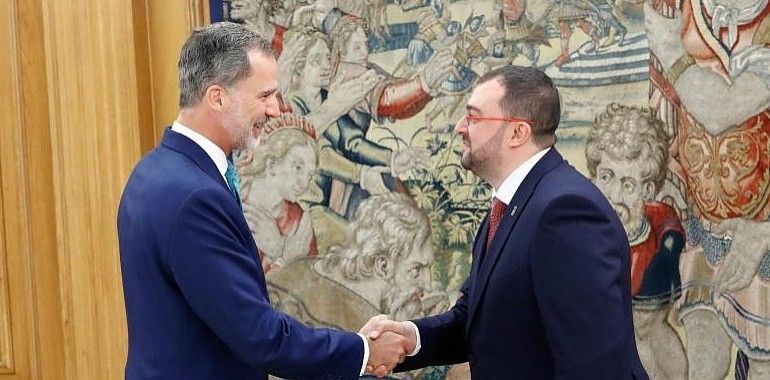 El Jefe del Estado recibe al presidente del Principado de Asturias, Adrián Barbón