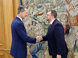 El Jefe del Estado recibe al presidente del Principado de Asturias, Adrián Barbón