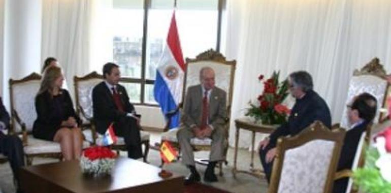 El presidente Lugo analizó junto al Rey Juan Carlos la situación de migrantes paraguayos en España
