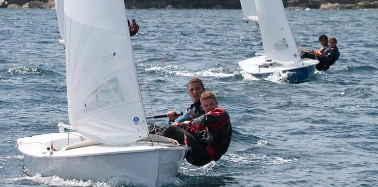 Jaime Álvarez-Hevia e Ignacio Braña nuevos campeones de Asturias de Snipe