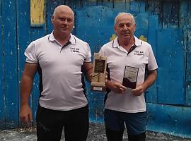 La peña praviana el Tronco se impone en la XXVIII edición Trofeo de Bolo Batiente de Carreño