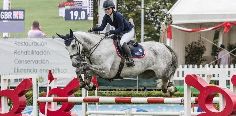 La prueba inagural de CSIO Gijón acaba con la victoria de la amazona Hall Mcateer
