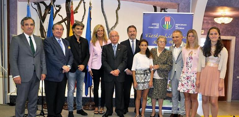 Francisco Vázquez, María Noriega Álvarez y Andrea Rodríguez, la mar de literarios