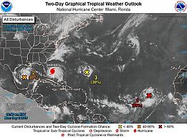 La población asturiana de Miami sigue con preocupación el avance del huracán Dorian