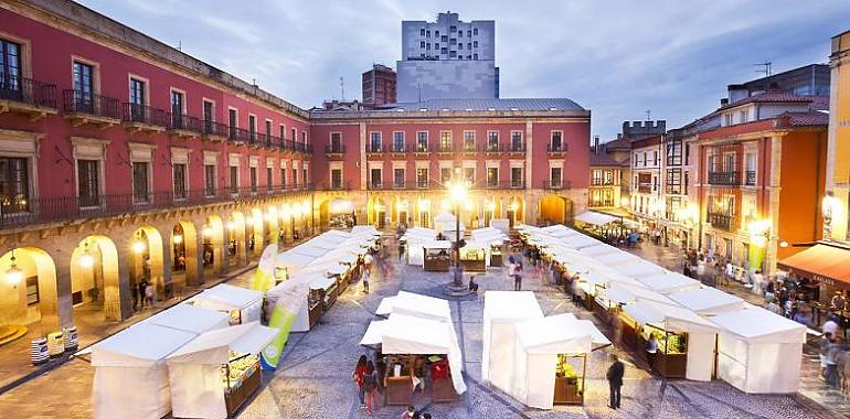 Plaza Mayor, una nueva edición del Mercado Artesano y Ecológico de Gijón 