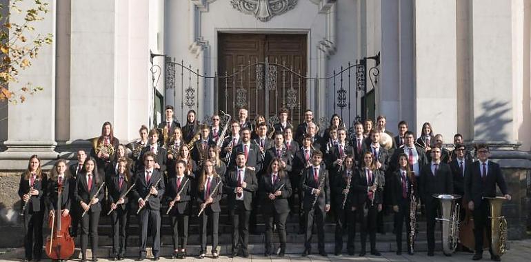 La Banda Sinfónica del Ateneo Musical de Mieres rinde homenaje a Ennio Morricone