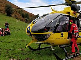 Rescatan a un corredor lesionado en la montaña de Rioseco, Sobrescobio