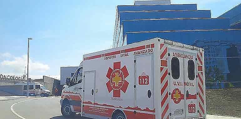 Cuatro heridos en la colisión de dos coches en Villanueva de Santo Adriano