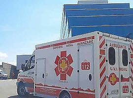 Cuatro heridos en la colisión de dos coches en Villanueva de Santo Adriano
