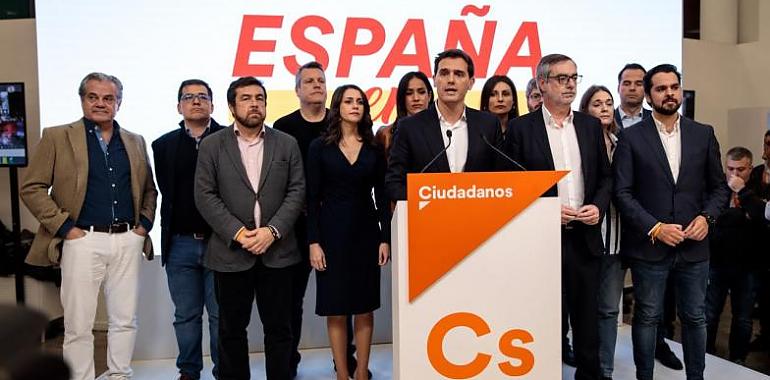 Rivera dimite como presidente de Cs tras su debacle electoral y deja la política