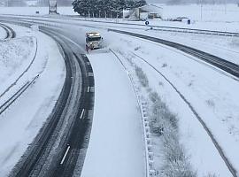 La autopista del Huerna reabre para el tráfico pesado y 12 puertos siguen cerrados