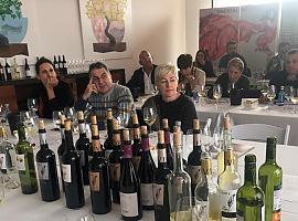 María José Huertas imparte sus conocimientos en la I Jornada de Sumillería ‘Viore’  