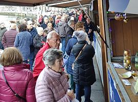 El aceite de Jaén torna playu en Gijón