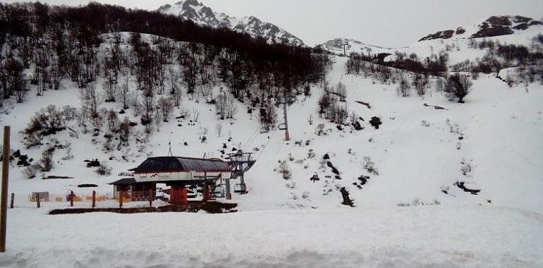 Fuentes de Invierno inicia este viernes la temporada de esquí con las 15 pistas abiertas