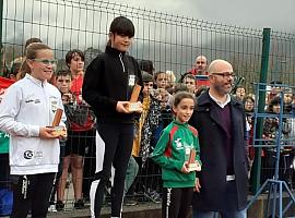 Éxito de participación en el Cross Escolar disputado hoy en Posada de Llanes 