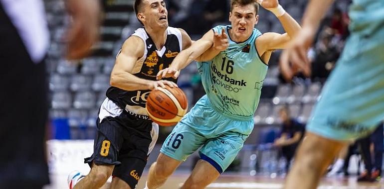 El Liberbank Oviedo Baloncesto, grande en Lleida