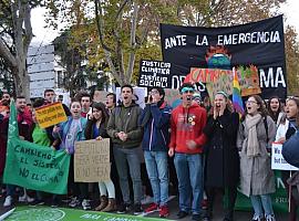 Multitudinaria marcha por el clima y contra el negacionismo toma Madrid