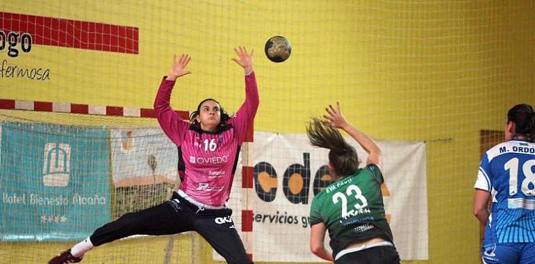 Victoria en Vigo del Oviedo Balonmano Femenino