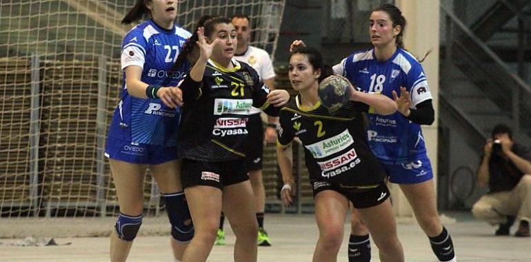 Victoria navideña del Oviedo Balonmano Femenino