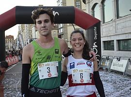 Martín Acebes e Isabel Barrerio ganan la multitudiaria San Silvestre gijonesa 
