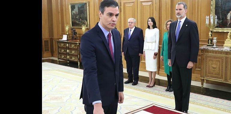 Pedro Sánchez promete ante el Rey su cargo como Presidente del Gobierno