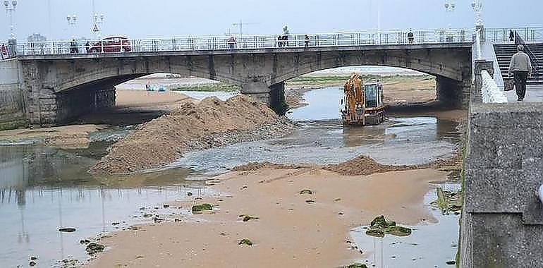 GIJÓN: Denuncia vecinal paraliza unas obras por un vertido al río Piles