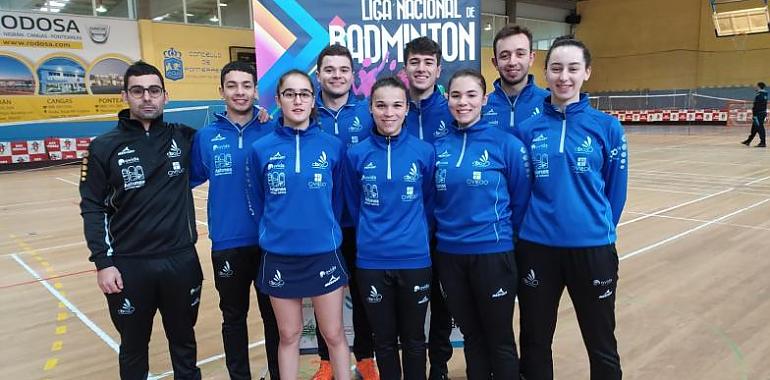 Tres victorias refuerzan el liderazgo del Ovida Bádminton Oviedo B