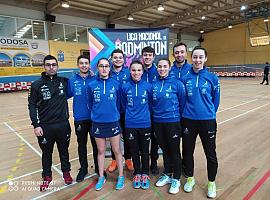 Tres victorias refuerzan el liderazgo del Ovida Bádminton Oviedo B