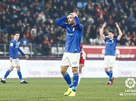 Un penalti inexistente condenó al Oviedo en Almería