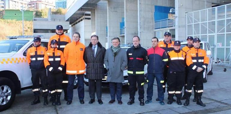 Nuevos vehículos y material para Protección civil en Oviedo