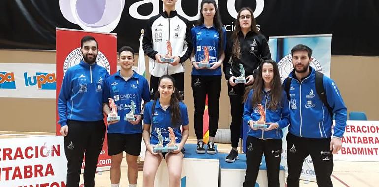 2 oros y 3 platas y 2 bronces para el Ovida Bádminton Oviedo en Liencres