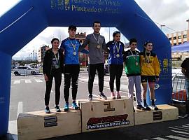 El Duatlón Escolar Lugones EMC reúne a 90 participantes en la previa del de Asturias 
