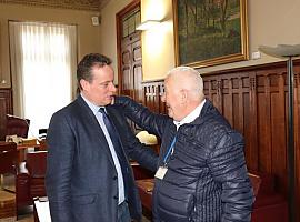 El presidente de la Junta recibe al presidente del Centro Asturiano de Buenos Aires