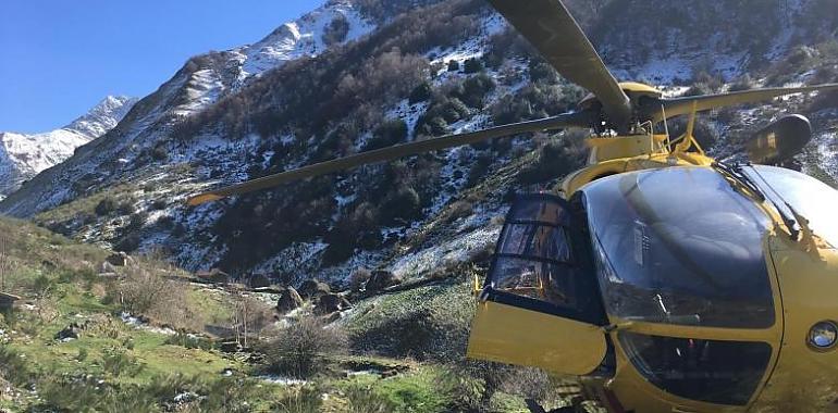 Rescatada una montañera herida en La Pornacal de Somiedo