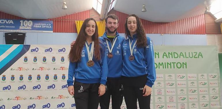 1 oro y 2 bronces para el Ovida Bádminton Oviedo