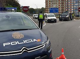 Denunciados 3 jóvenes de Oviedo por saltarse la Alarma e insultar a la Policía 