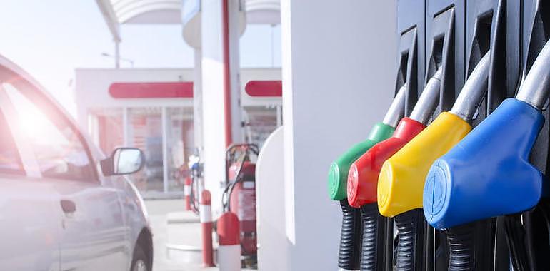 El precio de las gasolinas cae entre 9 y 11 céntimos en Asturias