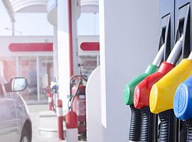 El precio de las gasolinas cae entre 9 y 11 céntimos en Asturias