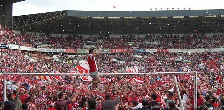 Internacionales de futbol asturianos