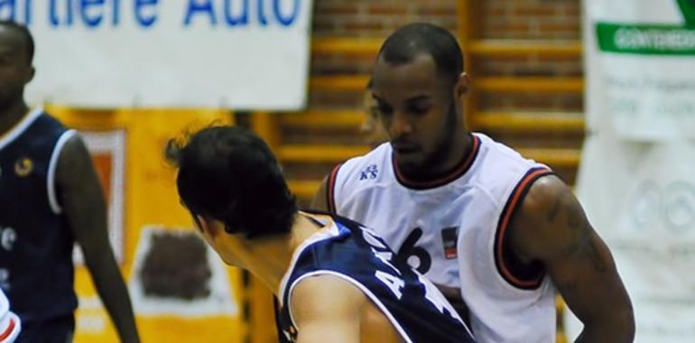 El Oviedo Baloncesto sigue la mala racha en Vitoria