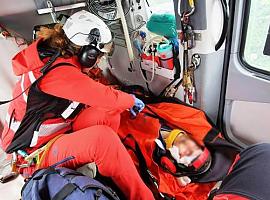 Rescatado un escalador herido al caer en sierra Peña Sobía de Teverga